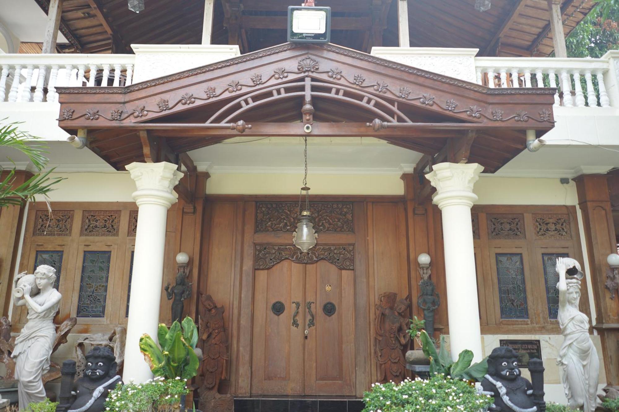 Rumah Pesik Art Heritage Gondowulung Exterior foto